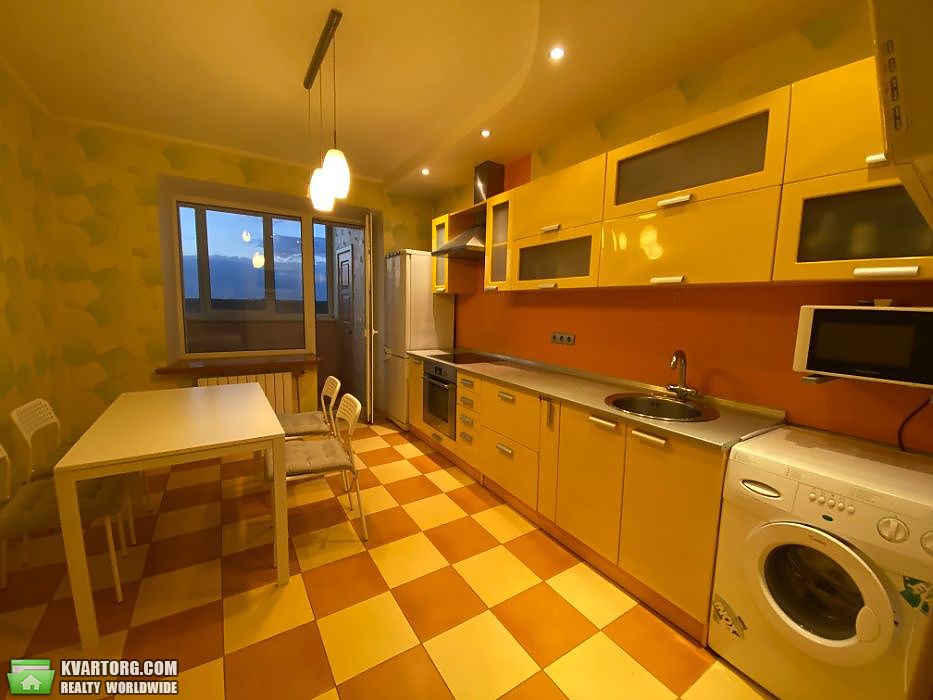 Sell 3-room apartment. Киев,  Алма-Атинская — photo 1