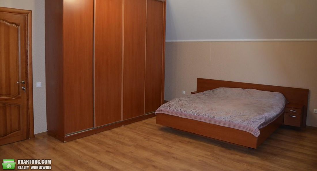Rent out house. Киев,  Богатырская — photo 4