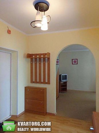 Rent out 2-room apartment. Киев,  Харьковское шоссе — photo 9
