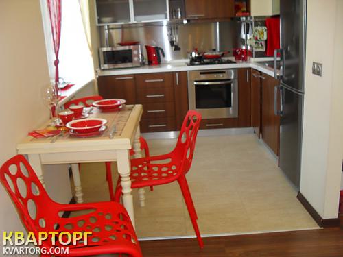 Rent out 3-room apartment. Киев,  Крещатик — photo 5