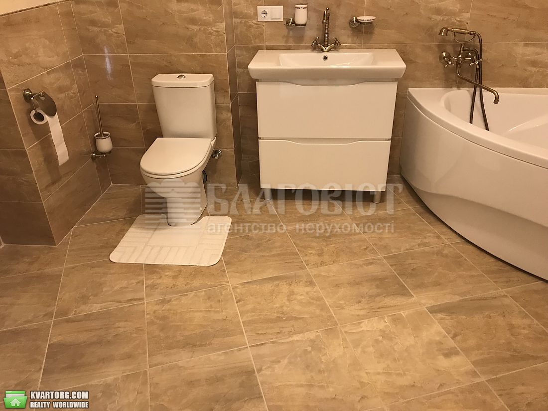 Rent out 3-room apartment. Киев,  Барбюса — photo 5