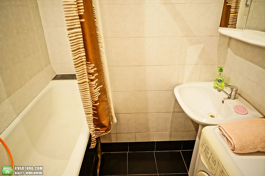 Rent out 2-room apartment. Киев, чигорина — photo 4