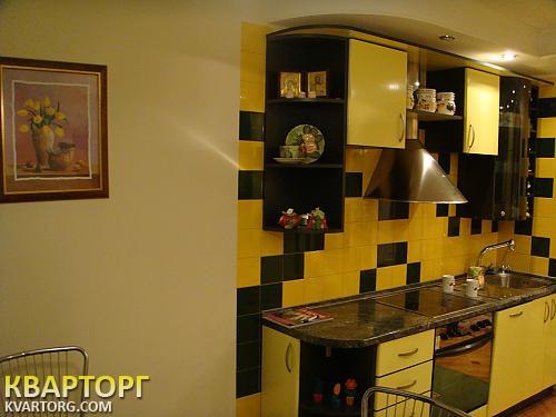 Rent out 3-room apartment. Киев,  Бажана — photo 8
