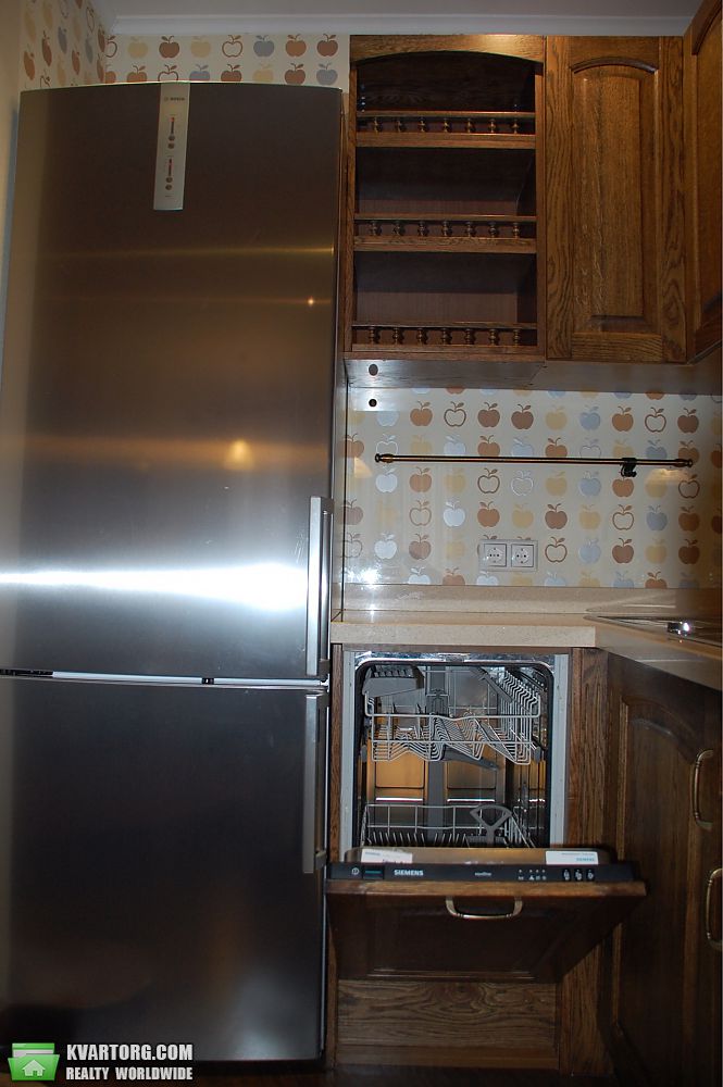 Rent out 4-room apartment. Киев,  Срибнокильская — photo 5