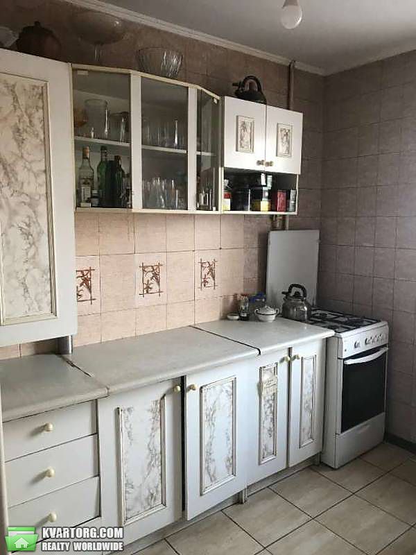 Sell 4-room apartment. Киев,  Российская — photo 1