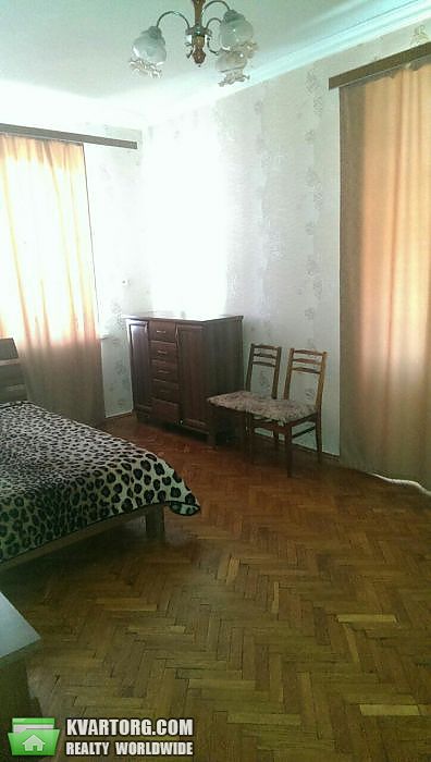 Sell 3-room apartment. Киев,  Набережно-Крещатикская — photo 2