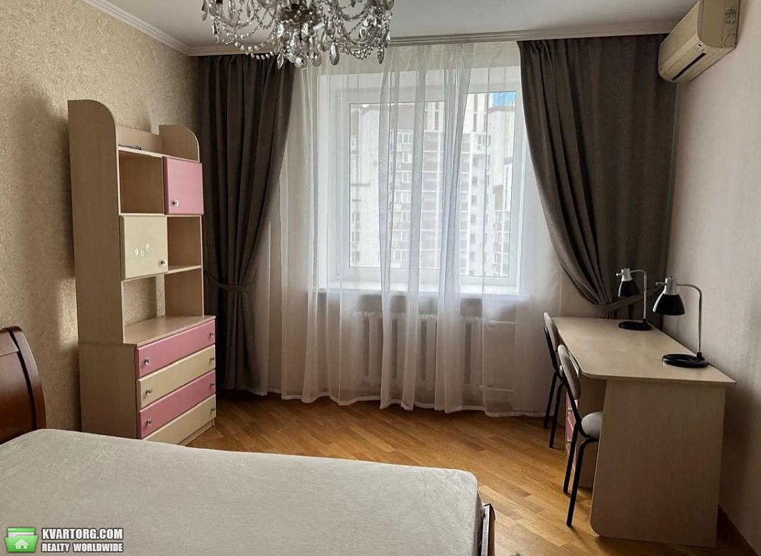 Rent out 2-room apartment. Киев, Харківське шосе — photo 9
