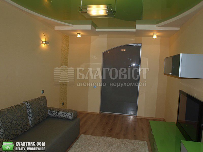 Rent out 3-room apartment. Киев,  Оболонский пр — photo 2