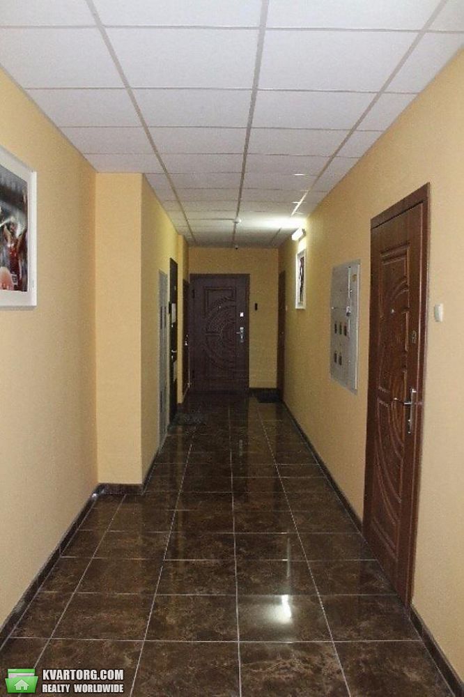Rent out 3-room apartment. Киев,  Завальная — photo 9