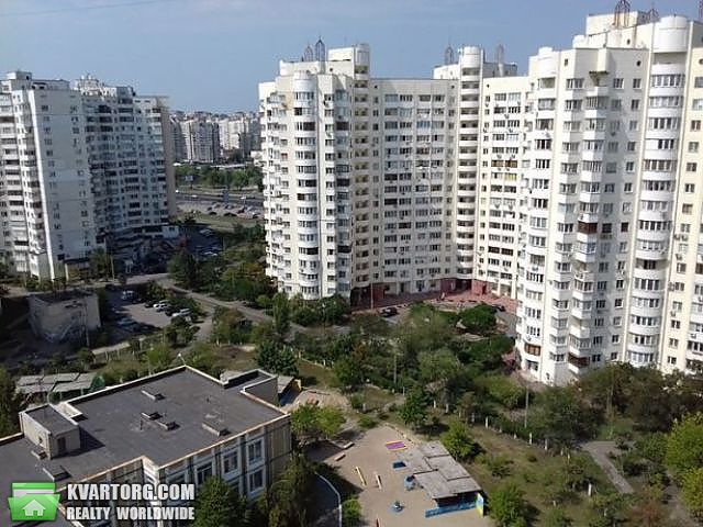 Sell 3-room apartment. Киев,  Бажана — photo 1