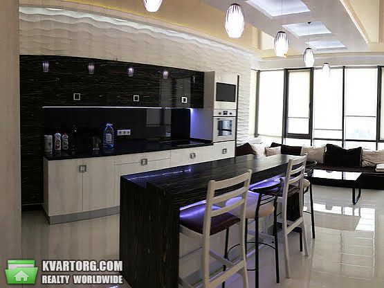 Sell 2-room apartment. Киев,  Днепровская наб — photo 1