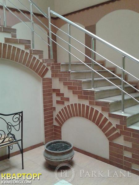 Sell 2-room apartment. Киев,  Лютеранская — photo 3