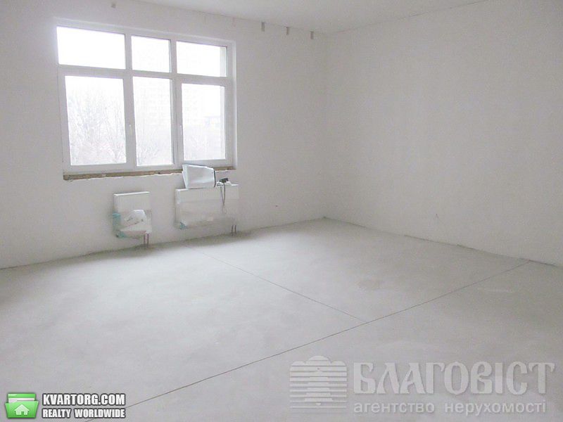 Sell 3-room apartment. Киев,  Щорса — photo 1