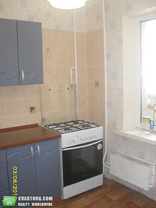 Sell 3-room apartment. Киев,  Чернобыльская — photo 1