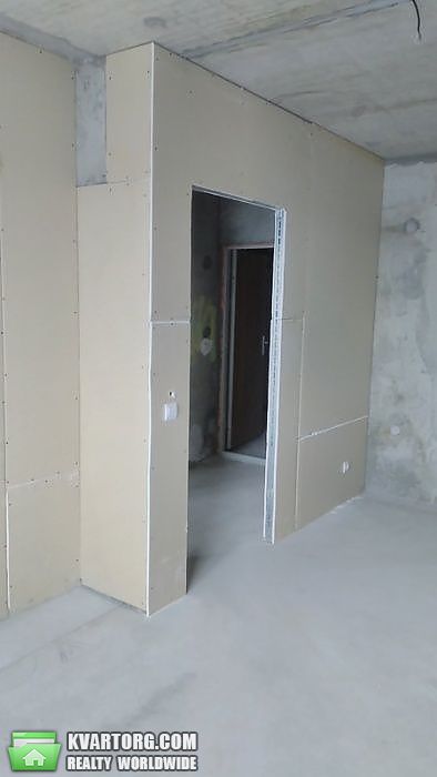 Sell 3-room apartment. Киев,  Ревуцкого — photo 1