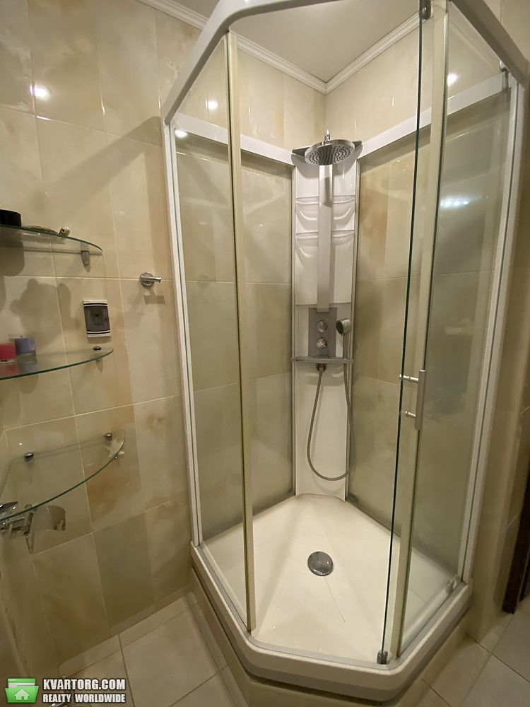 Sell 3-room apartment. Киев,  Срибнокильская — photo 8