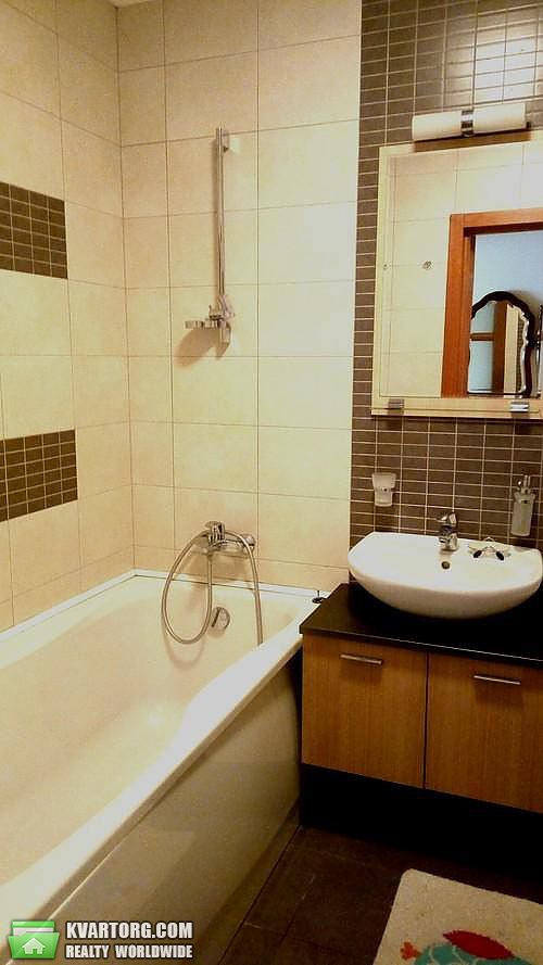 Rent out 3-room apartment. Киев,  Дегтяревская — photo 5