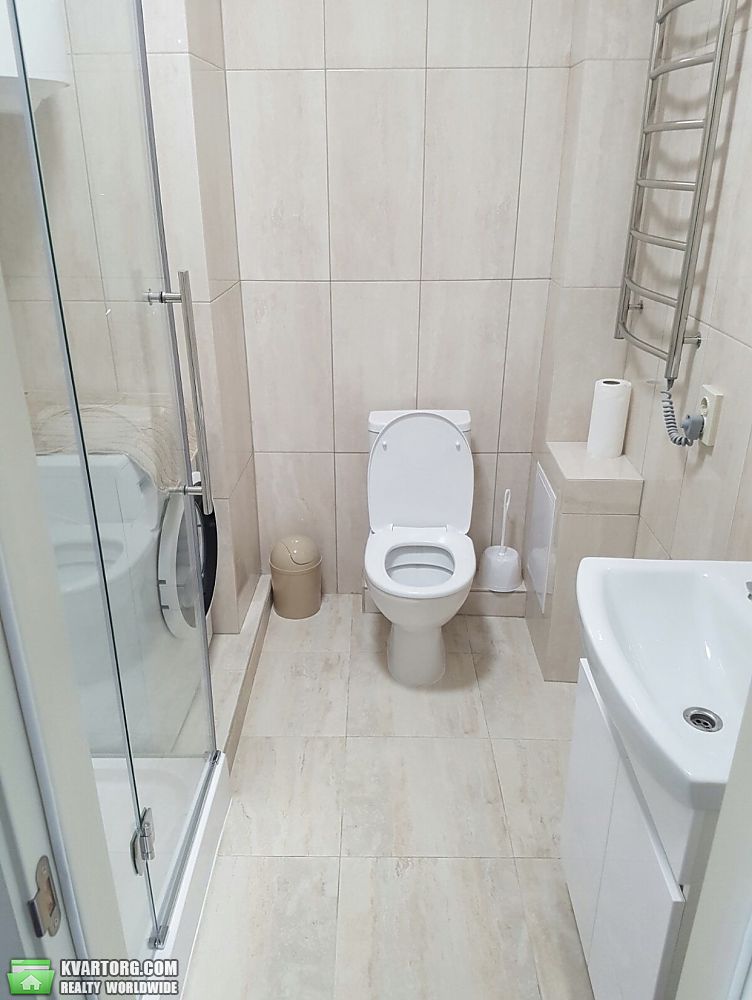 Rent out 1-room apartment. Киев, Валерия Лобановского — photo 5