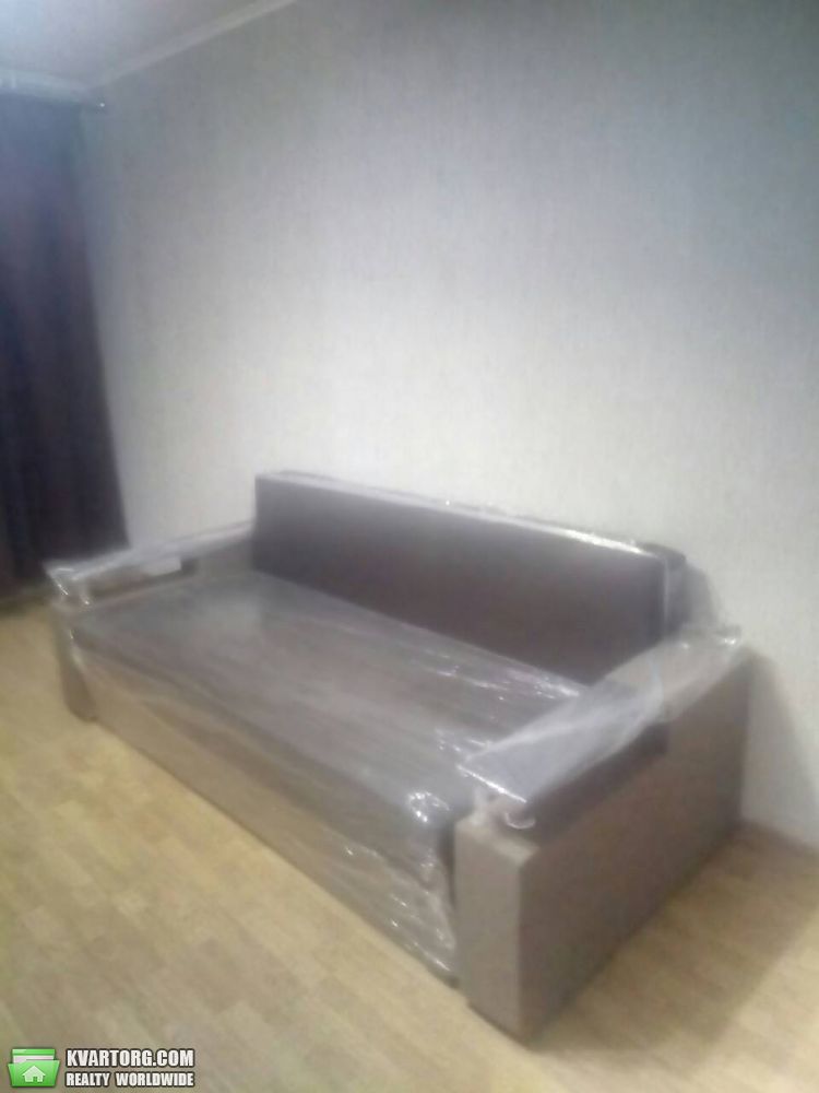 Rent out 1-room apartment. Киев,  Лаврухина — photo 2