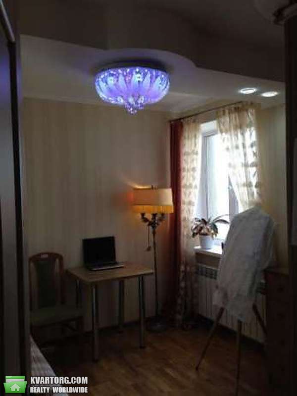 Sell 3-room apartment. Киев,  Святошинская пл — photo 5