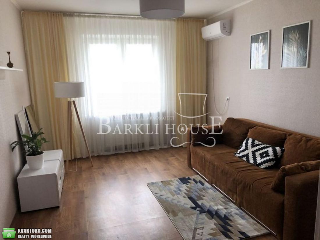 Rent out 3-room apartment. Киев,  Глушкова пр — photo 6