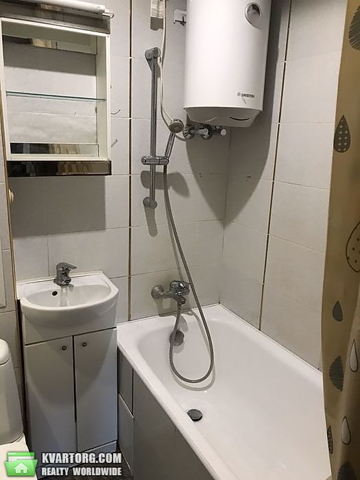 Sell 3-room apartment. Киев,  Гашека — photo 9