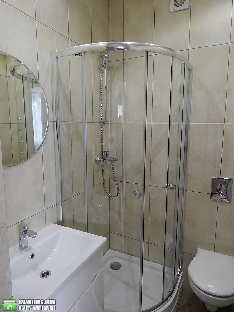 Rent out 1-room apartment. Киев,  Большая Окружная — photo 7