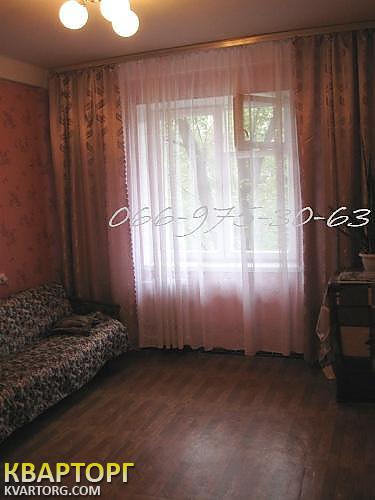 Rent out 2-room apartment. Киев,  Тычины пр — photo 4