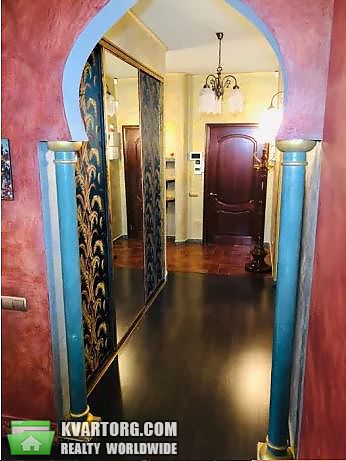 Rent out 2-room apartment. Киев,  Лысенко — photo 5