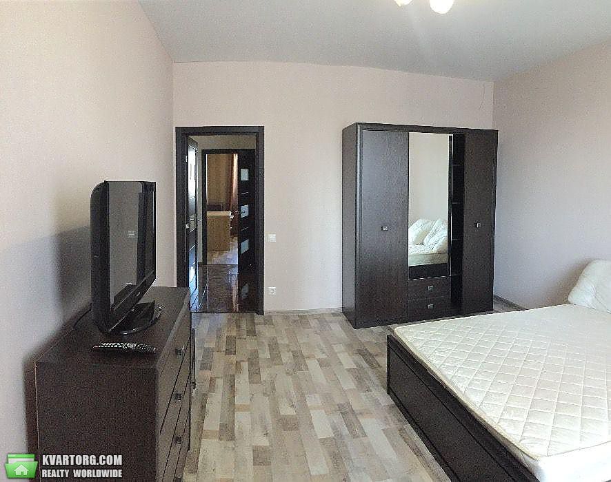 Rent out 3-room apartment. Киев,  Туманяна — photo 3