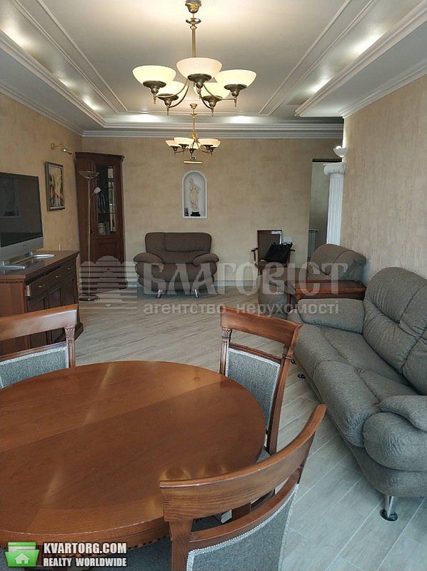Rent out 3-room apartment. Киев,  Суворова — photo 8