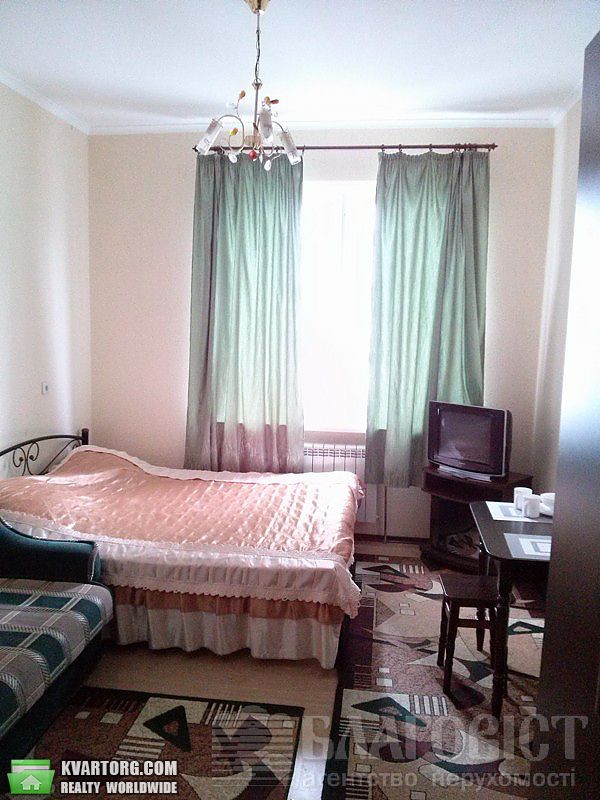 Sell 2-room apartment. Киев,  Срибнокильская — photo 2