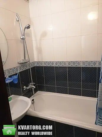 Rent out 3-room apartment. Киев,  Генерала Жмаченка — photo 4