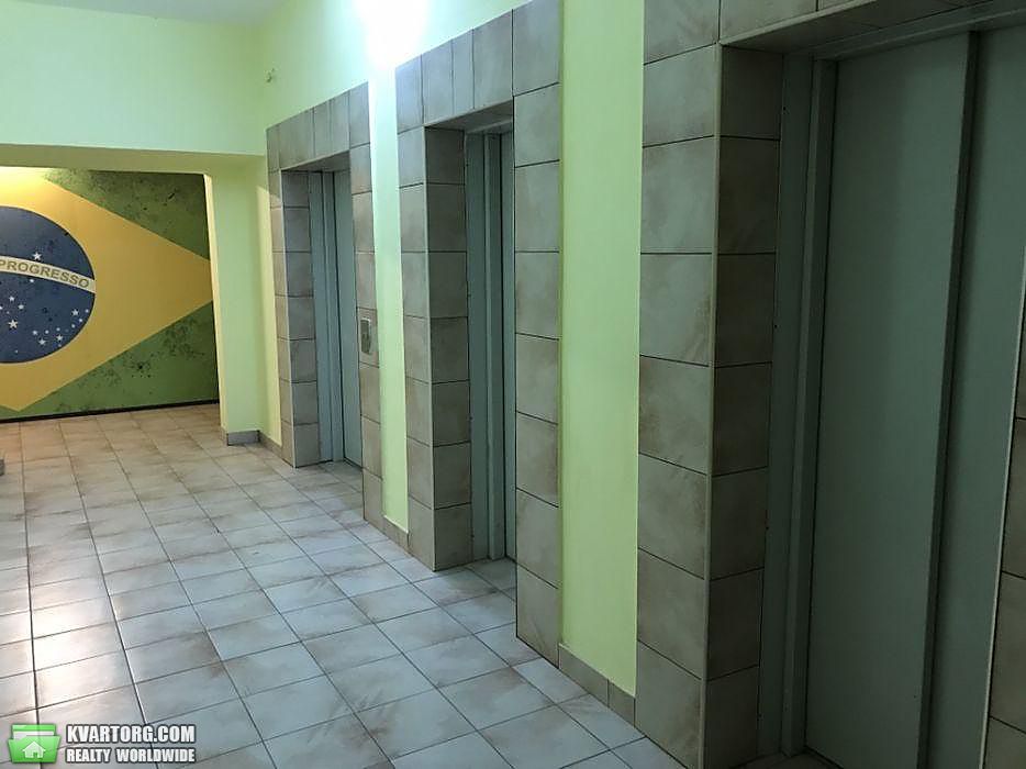 Rent out 1-room apartment. Киев,  Щорса — photo 8