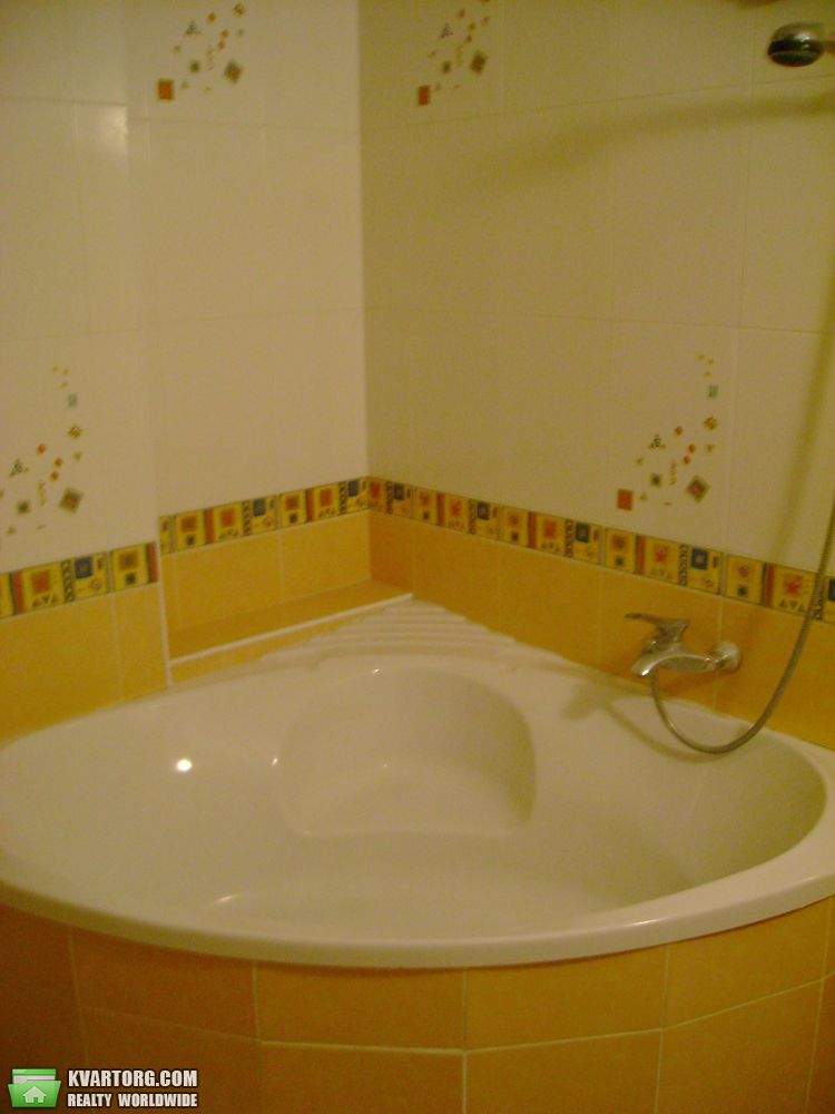 Rent out 3-room apartment. Киев,  Княжий Затон — photo 9