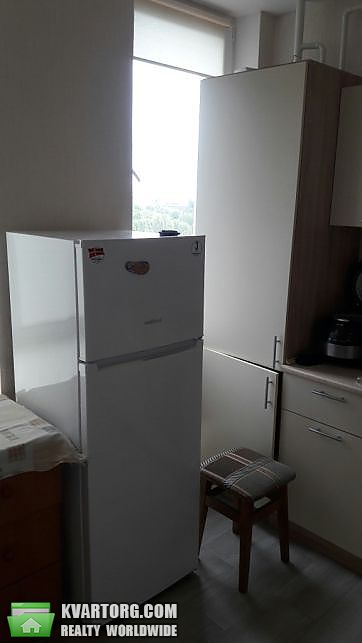 Rent out 1-room apartment. Киев,  Малоземельная — photo 2