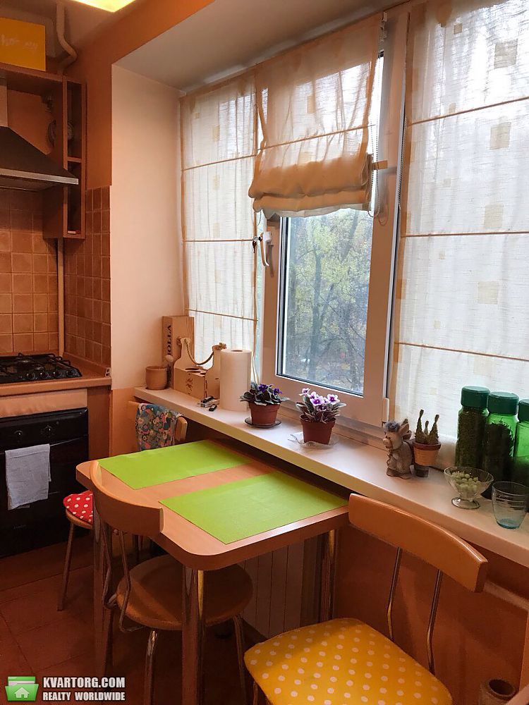 Rent out 3-room apartment. Киев, Леси Украинки бульв. — photo 4