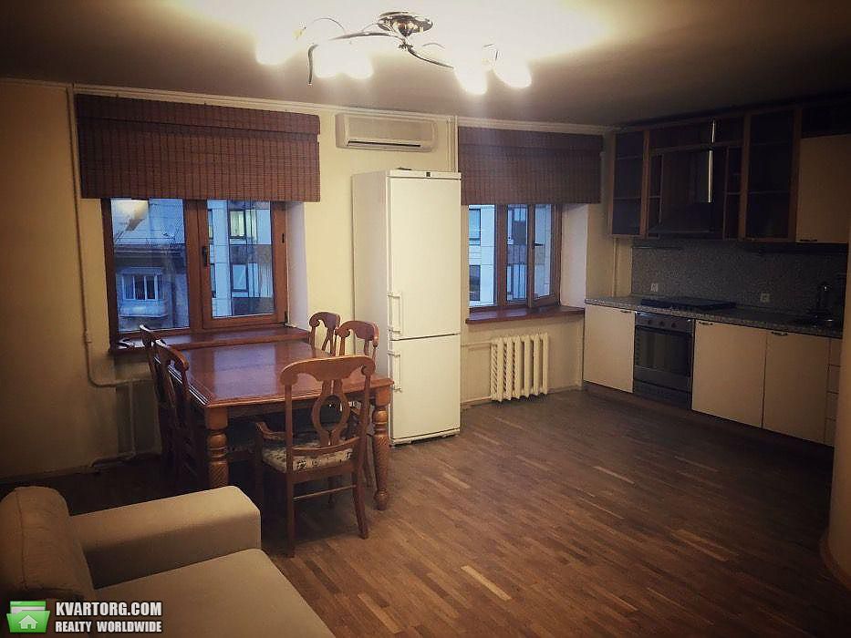 Rent out 2-room apartment. Киев,  Сечевых Стрельцов — photo 1