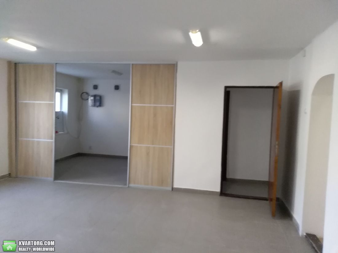 Rent out office. Ужгород,  Свободы пр — photo 1