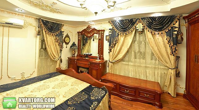 Rent out 2-room apartment. Киев,  Нежинская — photo 1