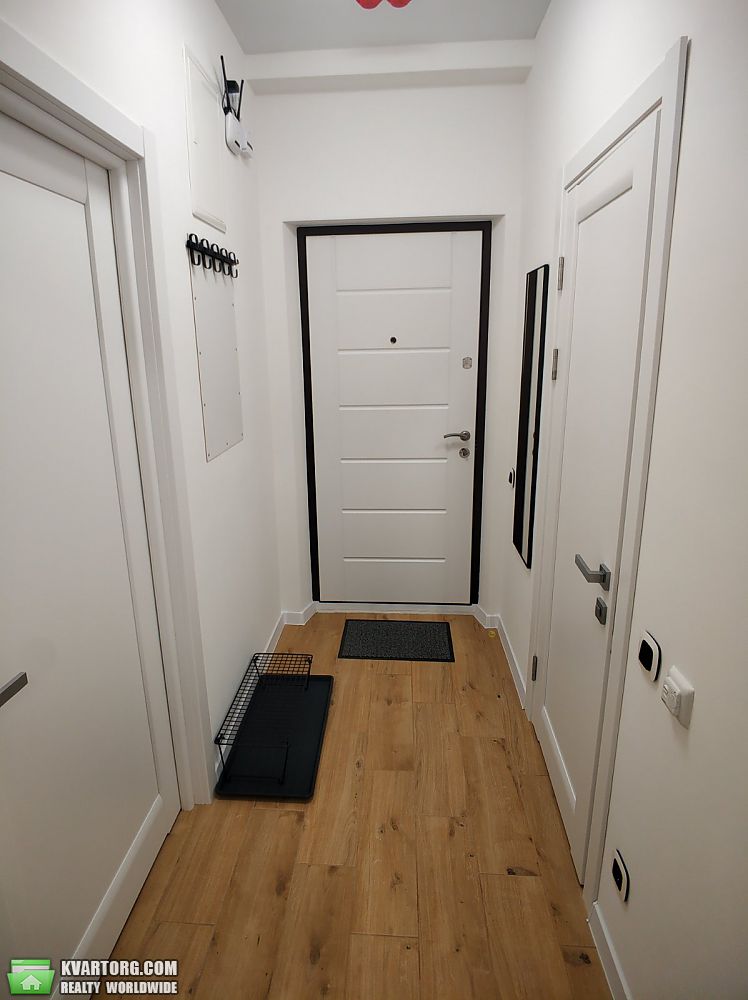 Rent out 1-room apartment. Киев,  Трутенко — photo 10
