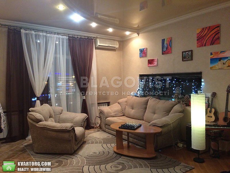 Sell 2-room apartment. Киев,  Гончара — photo 1