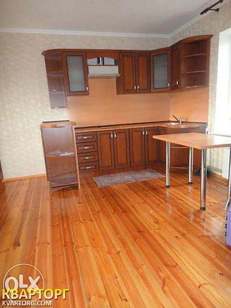 Rent out house. Киев,  Сигнальная — photo 10
