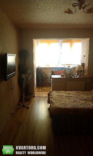 Sell 2-room apartment. Киев, Саратовская — photo 1