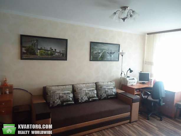 Rent out 2-room apartment. Киев,  Искровская — photo 3