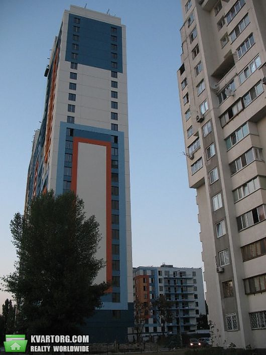 Sell 4-room apartment. Киев,  Богатырская — photo 3