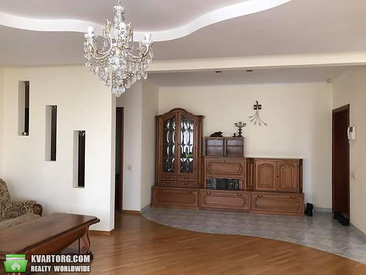 Rent out 3-room apartment. Киев,  Никольско-Слободская — photo 3