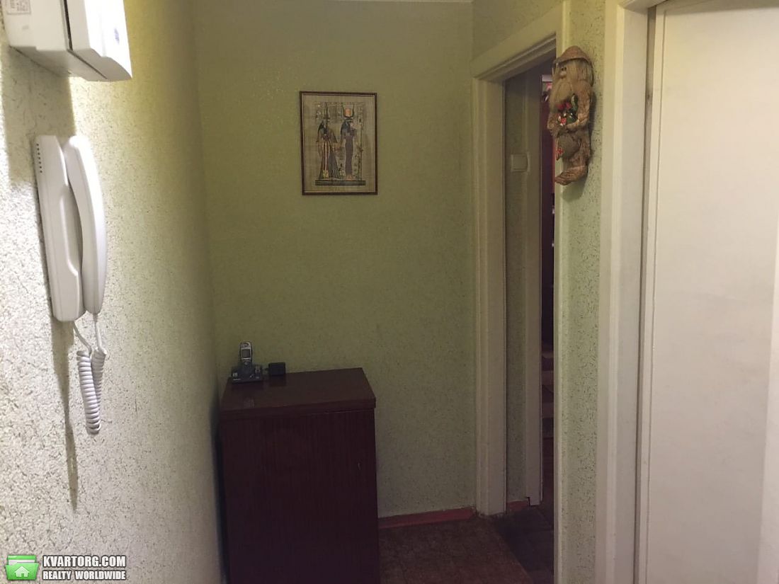 Rent out 2-room apartment. Киев,  Ереванская — photo 8