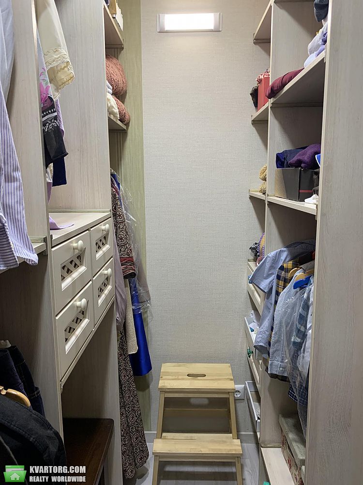 Sell 3-room apartment. Украинка,  Сосновая — photo 4