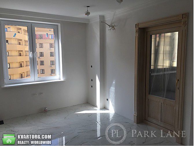 Sell 4-room apartment. Киев,  Полтавская — photo 2